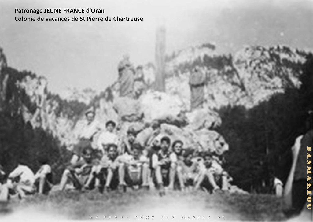 COLO JEUNE FRANCE 1947 podesta 2 Colonie_1947_0001.jpg